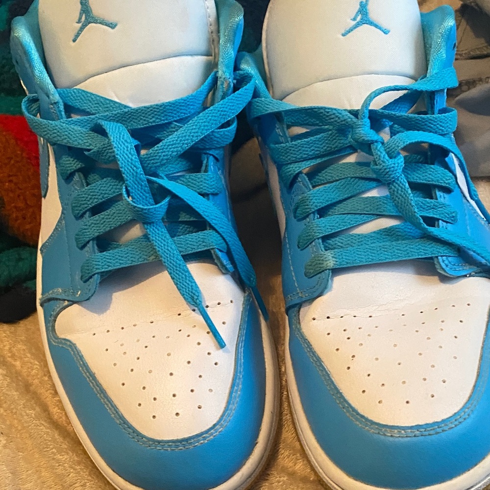 Jordan Sneakers in Sky Blue and White